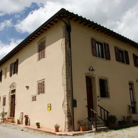 Podere Remignoli Apartment *