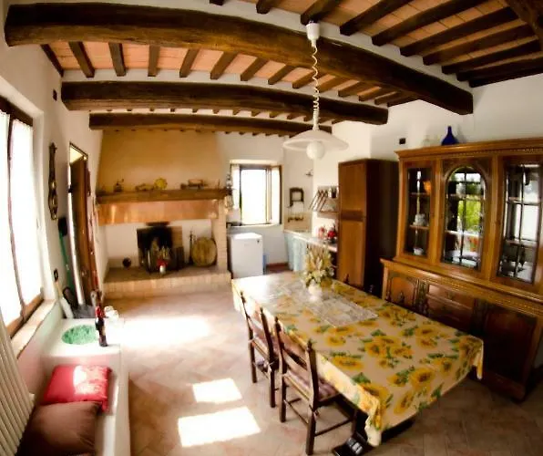 Podere Remignoli شقة سان جيمينيانو